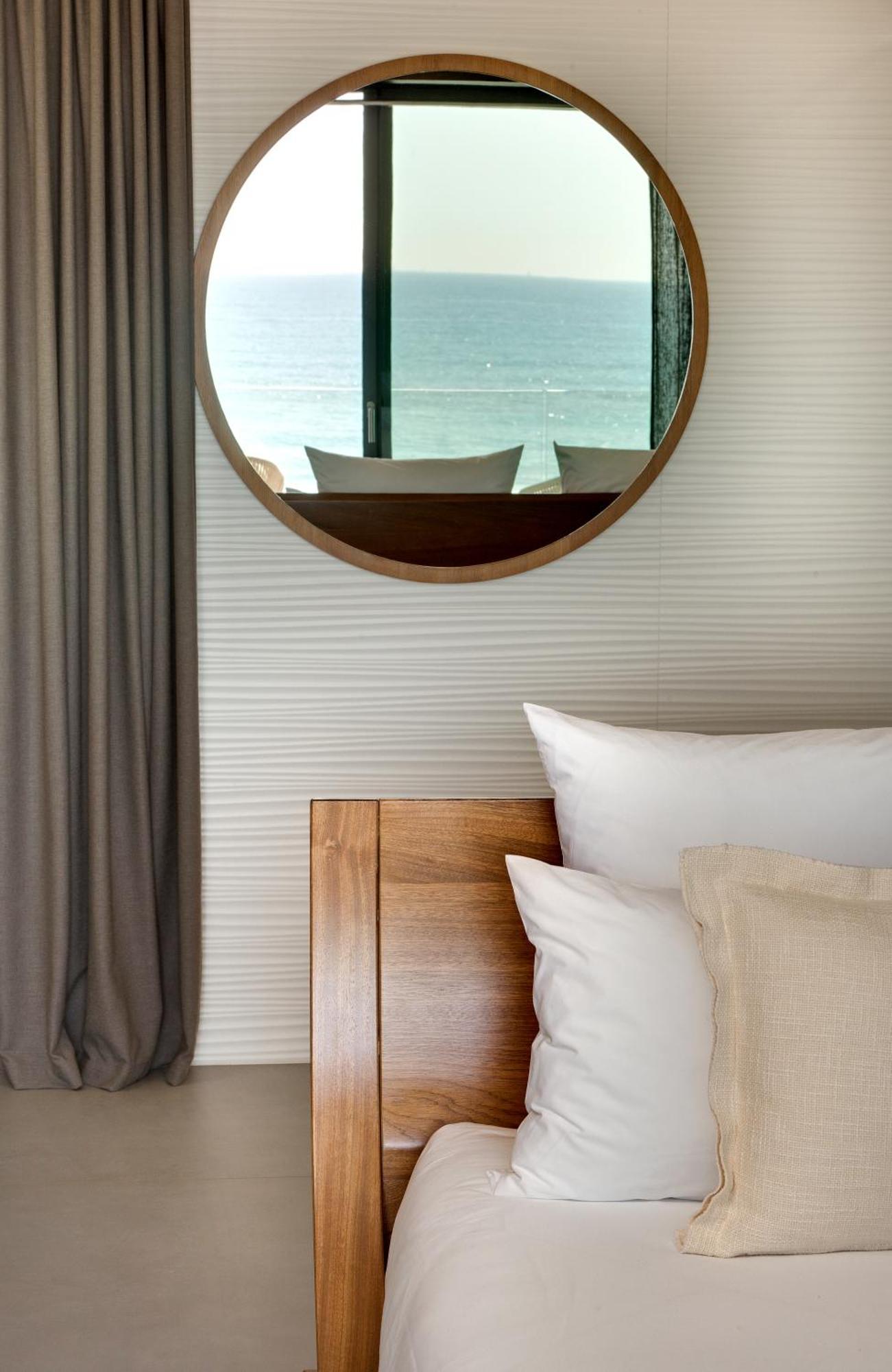 Miramar Bed & Breakfast 5*